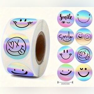 500 Ct -Smiley Face Stickers